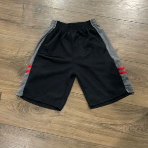 Athletic shorts